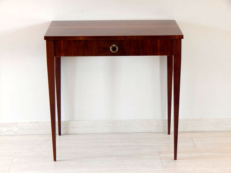 Konzolasztalok - Toalett asztalok